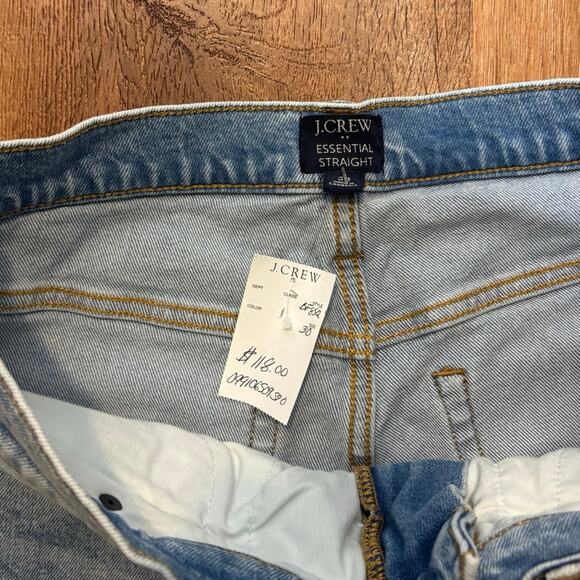 NWT J.Crew Essential Straight Jean In All Day Stretch Marin Wash Size 30 - Picture 5 of 8